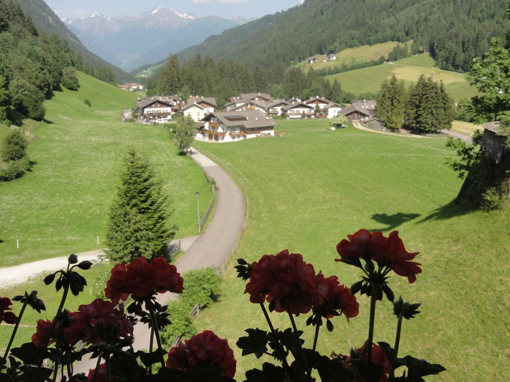 Hotel Schoelzhorn Superior Racines Exterior photo