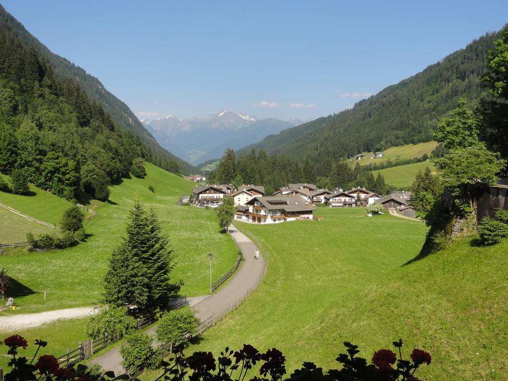 Hotel Schoelzhorn Superior Racines Exterior photo