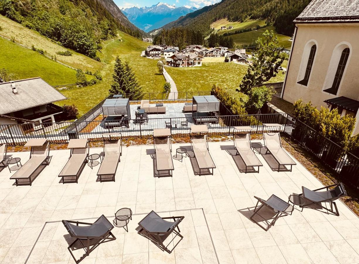 Hotel Schoelzhorn Superior Racines Exterior photo