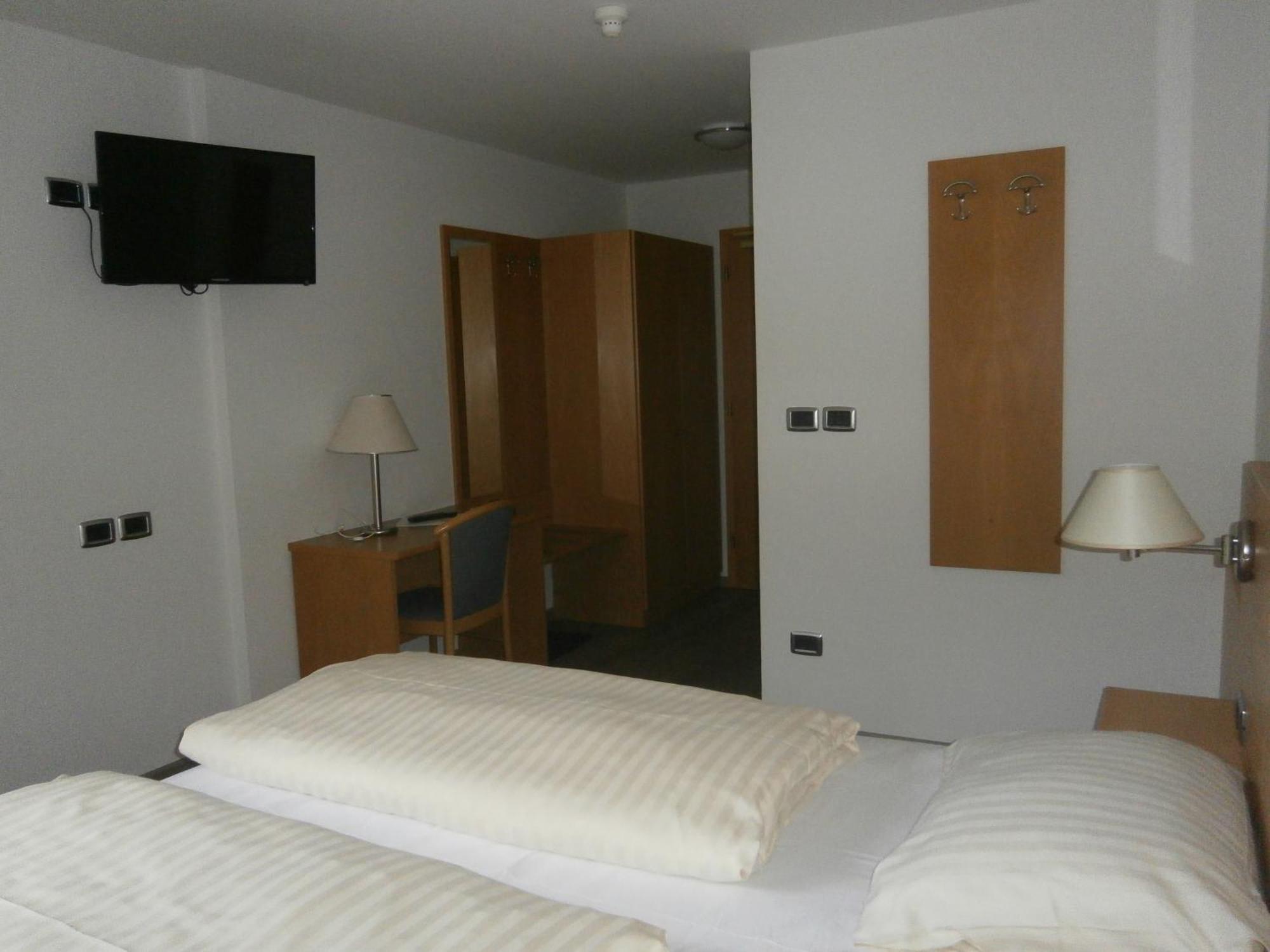 Hotel Schoelzhorn Superior Racines Room photo