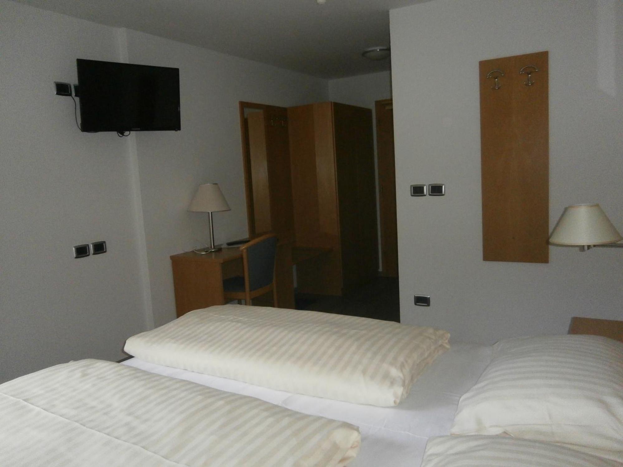 Hotel Schoelzhorn Superior Racines Room photo